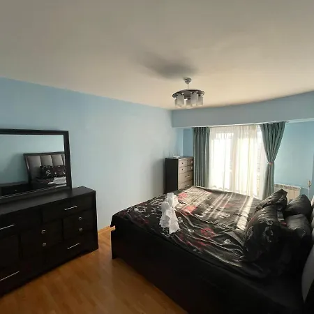 Apartment House Of Parliament Ultracentral Self Check In *