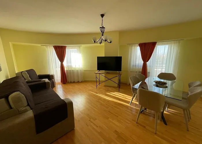 Apartman House Of Parliament Ultracentral Self Check In