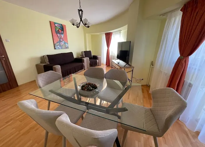 House Of Parliament Ultracentral Self Check In Apartamento *